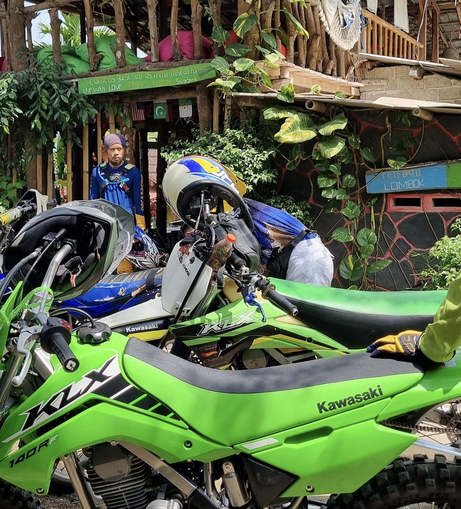 TETEBATU DIRT BIKE TRAIL EXPLORER