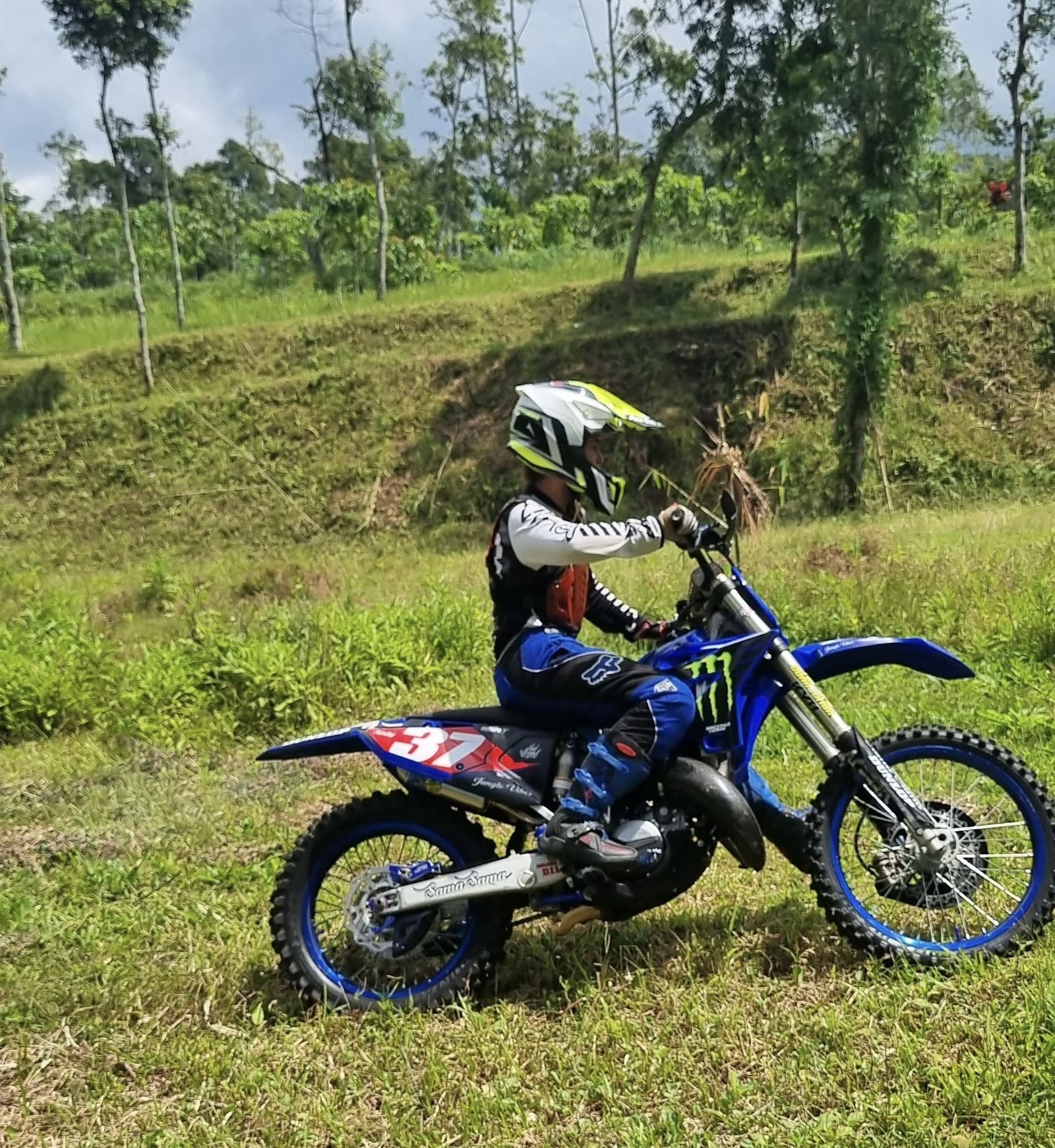 TETEBATU DIRT BIKE ADVANCED RIDE